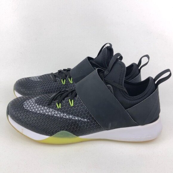 Nike Air Zoom Strong Running Shoes 9 - Picture 2 of 10